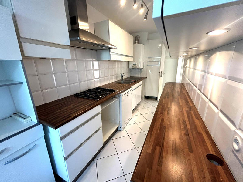 Appartement - 79 m² - 3 pièces