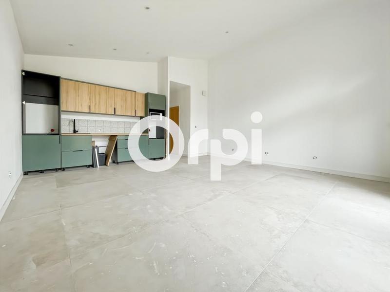 Loft - 68 m² - 3 pièces