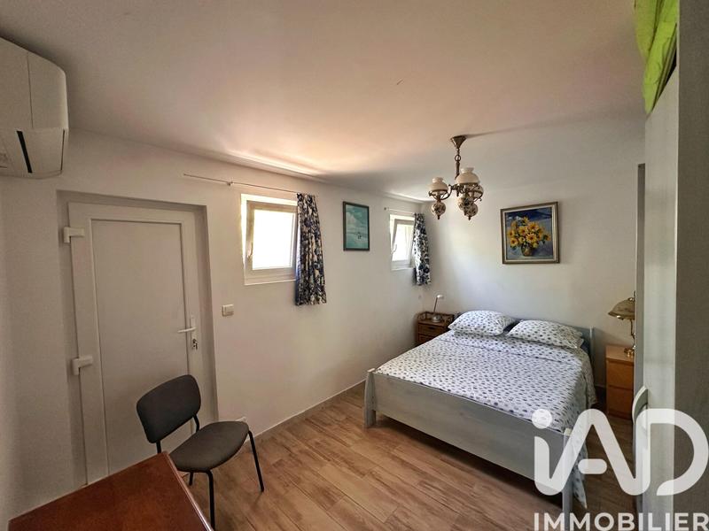 Maison - 252 m² - 5 pièces