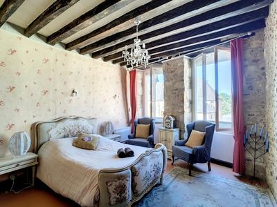 Maison - 216 m² - 9 pièces