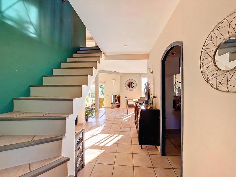 Villa - 164 m² - 6 pièces