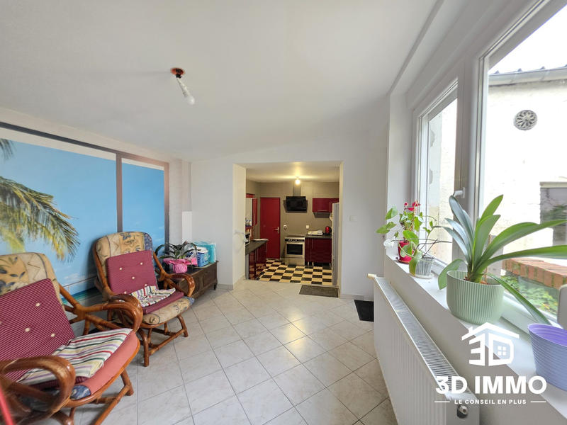 Maison - 90 m² - 5 pièces