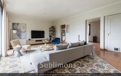 Maison traditionnelle - 157 m² - 6 pièces