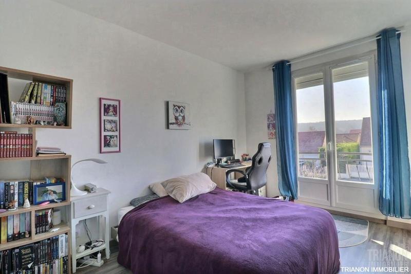 Appartement - 98 m² - 5 pièces