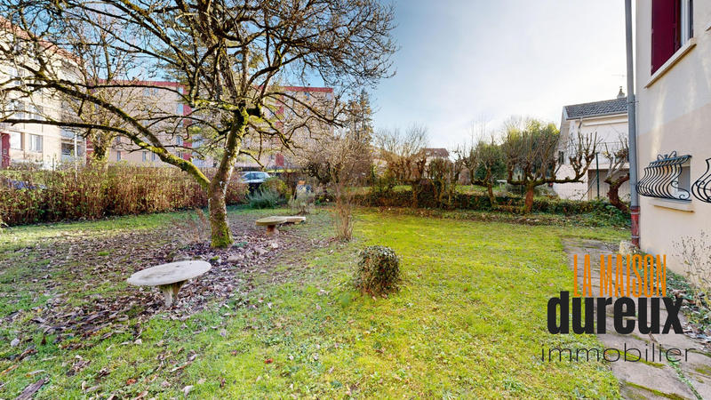 Maison - 159 m² - 6 pièces