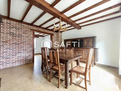 Maison - 93 m² - 6 pièces
