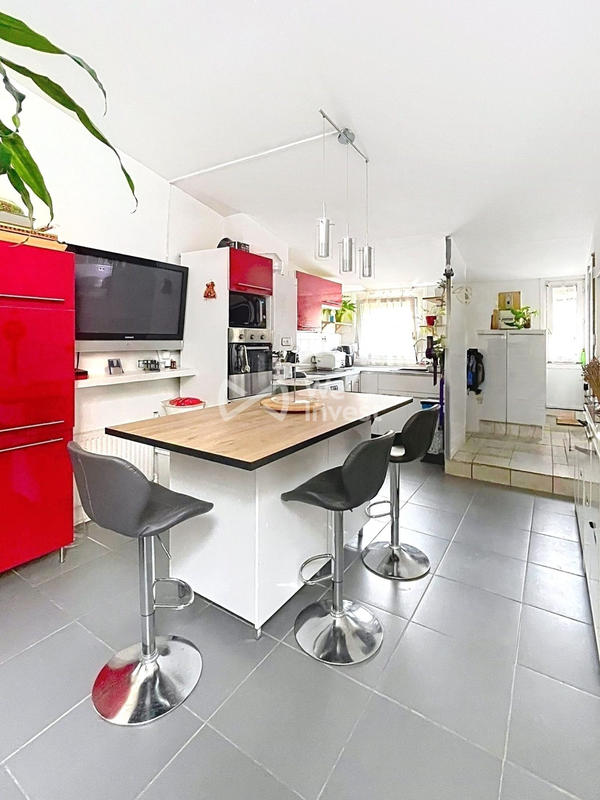 Duplex - 97 m² - 5 pièces