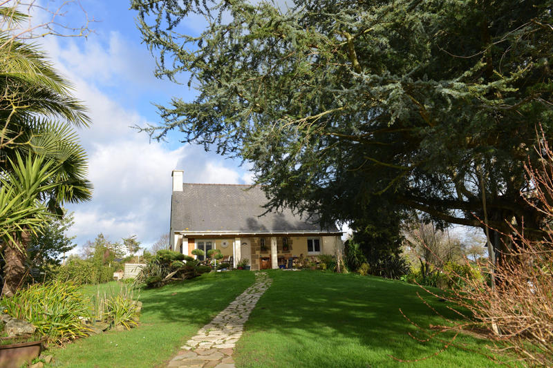 Maison - 108 m² - 5 pièces