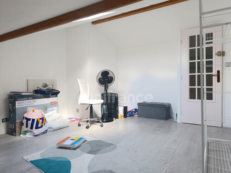 Maison - 85 m² - 5 pièces