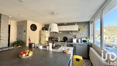 Appartement - 84 m² - 3 pièces