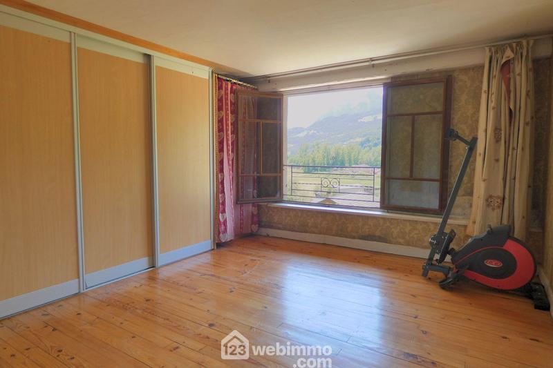 Maison de village - 77 m² - 5 pièces