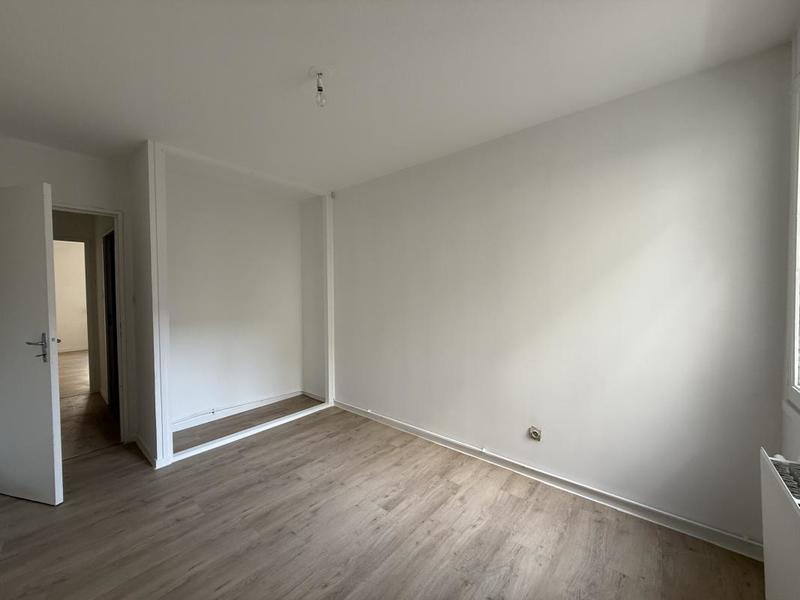 Appartement ancien - 66 m² - 3 pièces