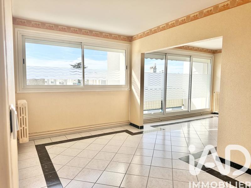 Appartement - 96 m² - 4 pièces