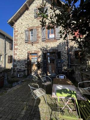 Maison en pierre - 125 m² - 5 pièces