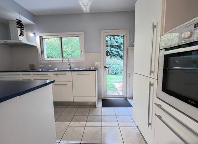 Maison - 180 m² - 5 pièces