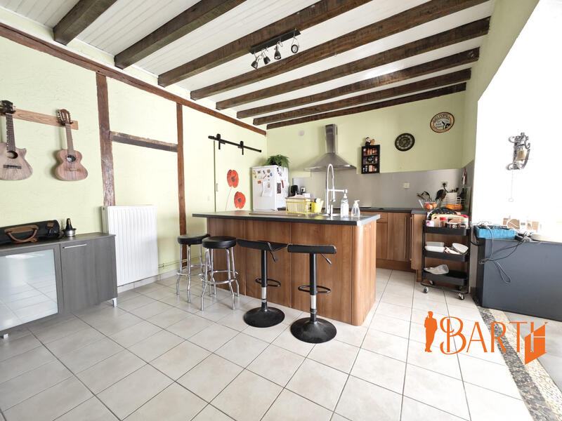 Maison - 138 m² - 5 pièces