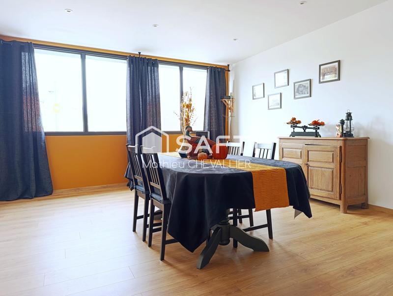 Maison - 254 m² - 11 pièces