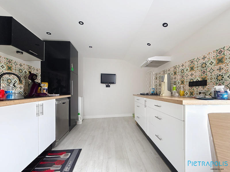 Maison ancienne - 357 m² - 5 pièces