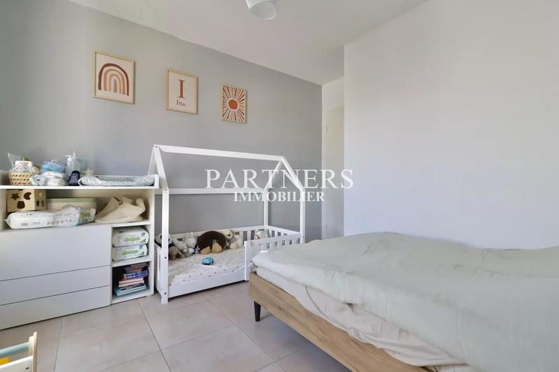 Appartement - 82 m² - 4 pièces