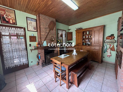 Maison - 90 m² - 5 pièces