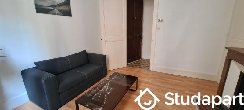 Chambre - 9 m² - 1 pièce