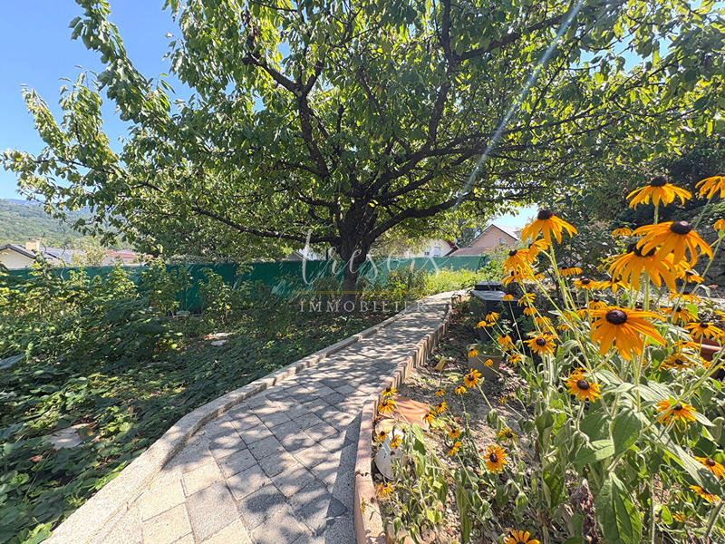 Maison - 170 m² - 8 pièces