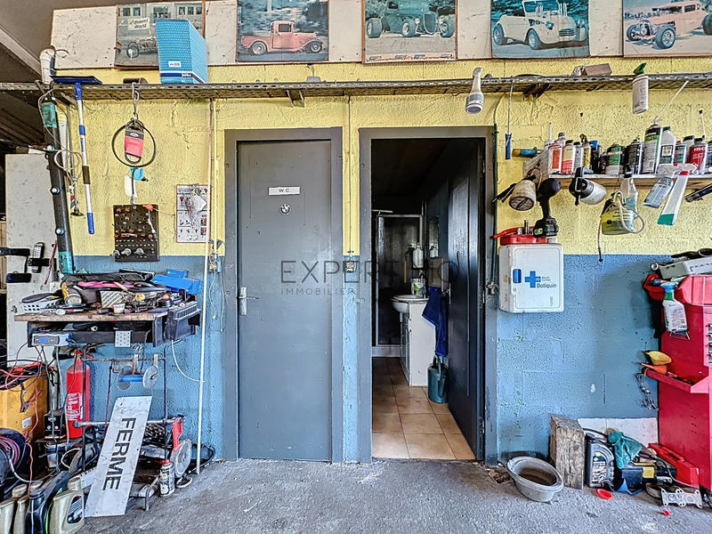 Local d'activités - 300 m²