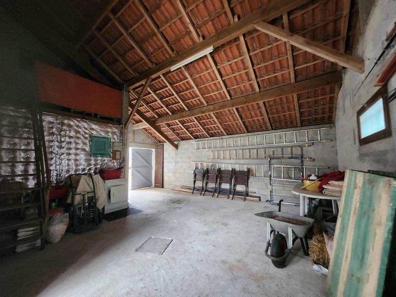 Maison - 175 m² - 9 pièces