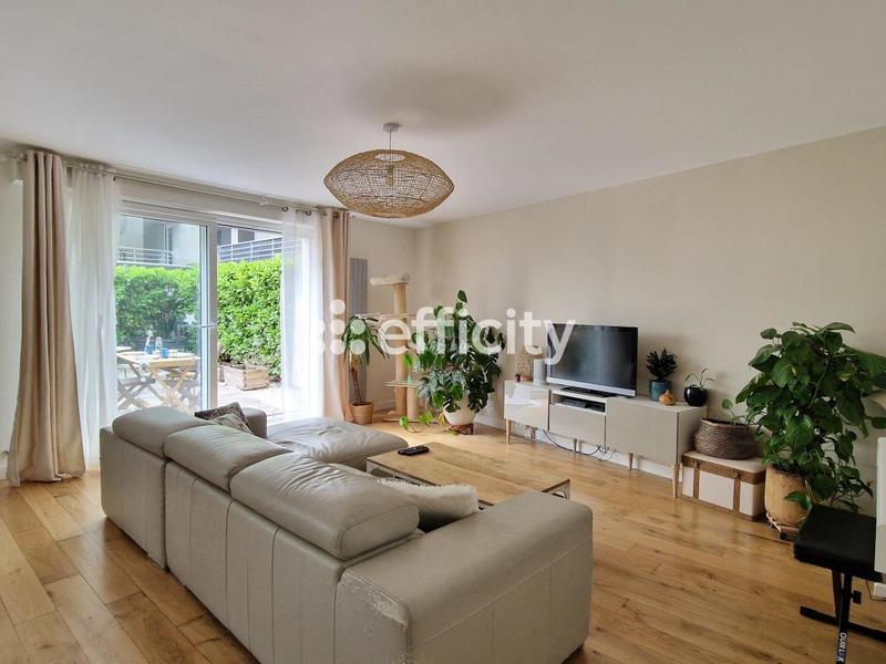 Appartement - 113 m² - 5 pièces