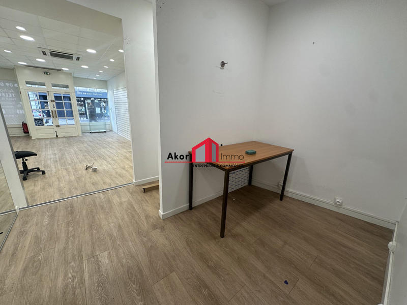 Local commercial - 73 m²