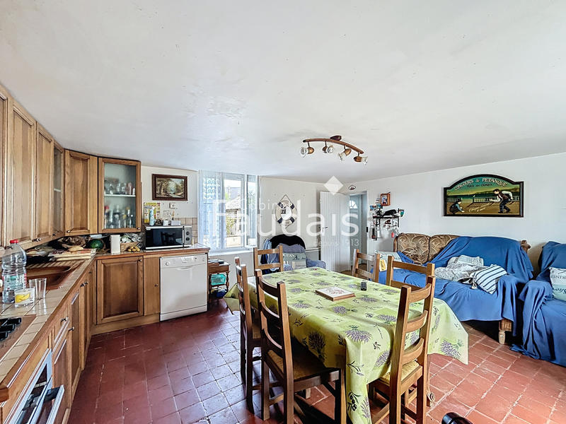 Maison - 110 m² - 6 pièces