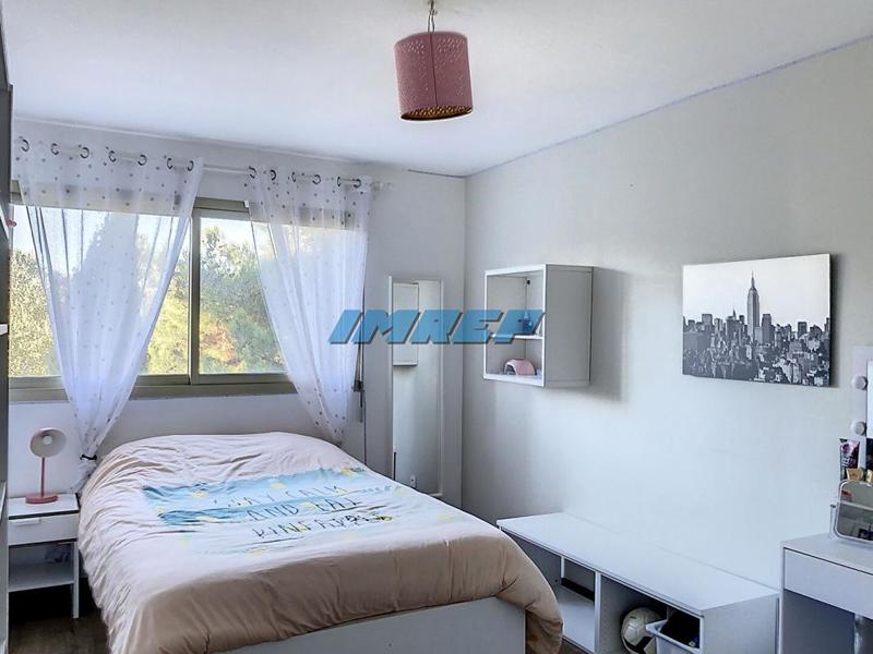 Appartement - 121 m² - 5 pièces