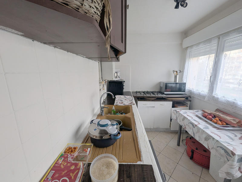 Appartement - 64 m² - 4 pièces