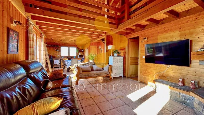 Maison - 104 m² - 4 pièces