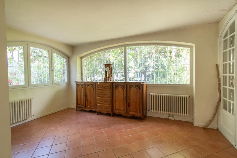 Maison - 216 m² - 5 pièces