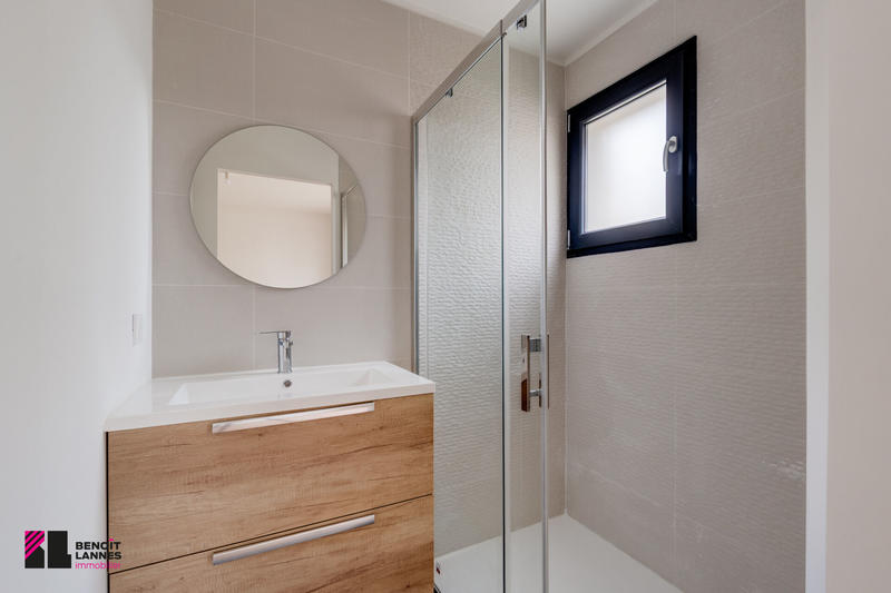 Maison - 94 m² - 5 pièces