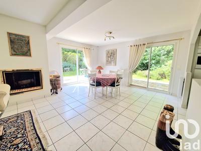 Maison - 122 m² - 5 pièces