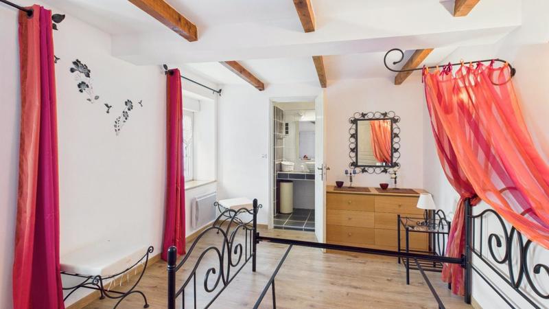 Maison en pierre - 125 m² - 5 pièces