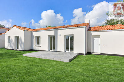 Maison - 104 m² - 4 pièces