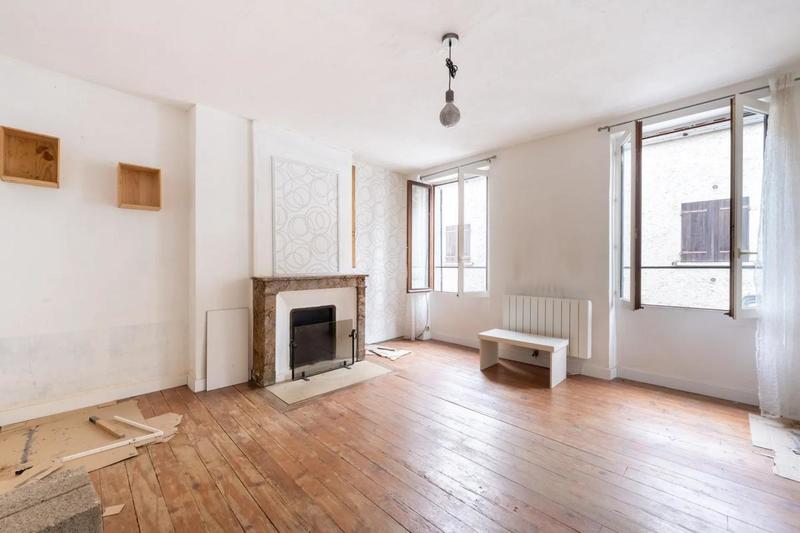 Maison - 88 m² - 6 pièces