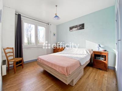 Maison - 84 m² - 4 pièces