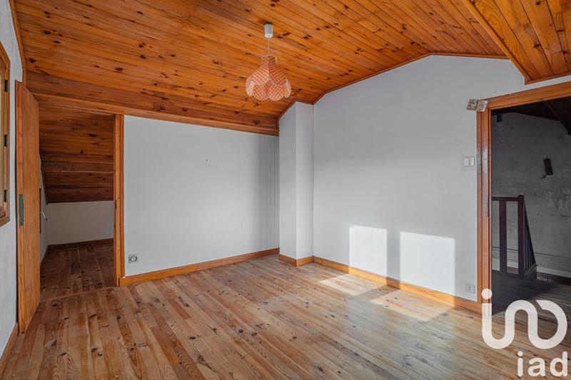 Châlet - 101 m² - 6 pièces