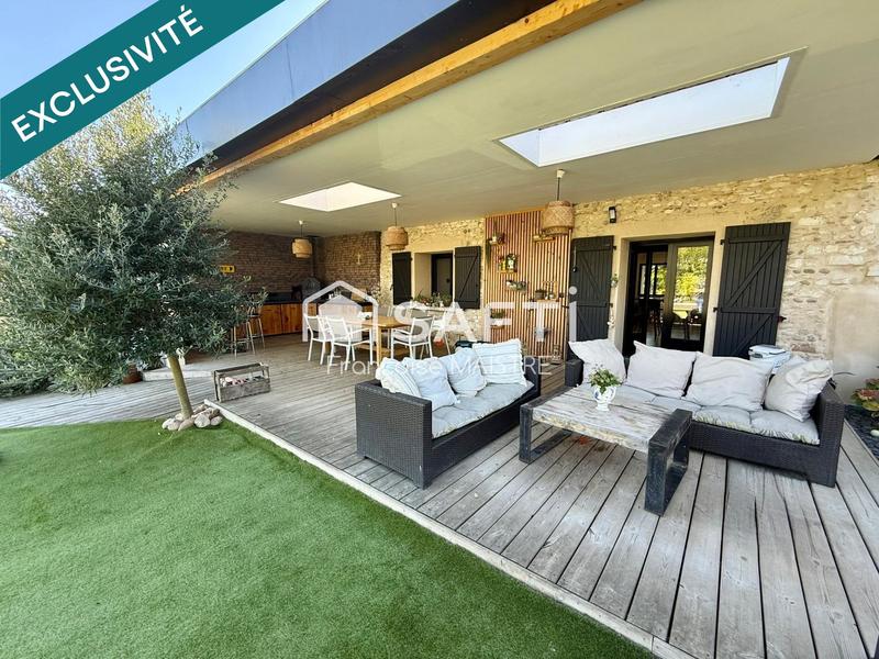 Maison - 180 m² - 7 pièces