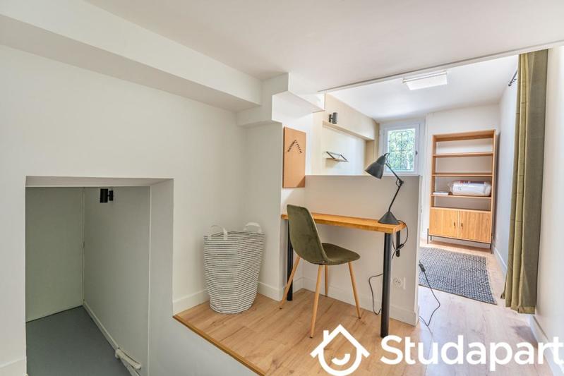 Chambre - 14 m² - 1 pièce