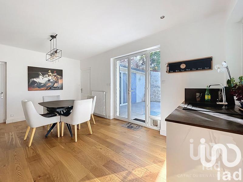 Maison de ville - 180 m² - 8 pièces