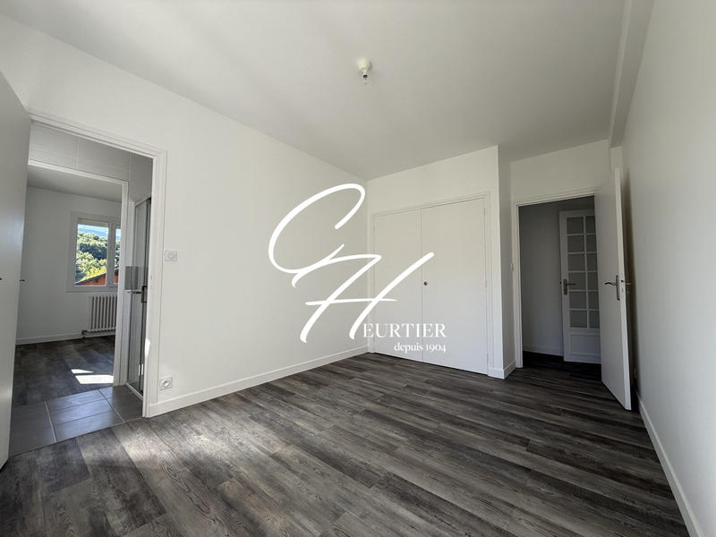 Appartement - 130 m² - 5 pièces