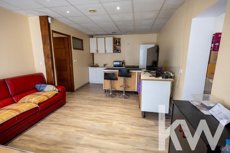 Maison - 268 m² - 12 pièces