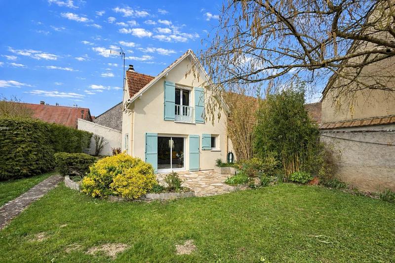 Maison - 99 m² - 5 pièces