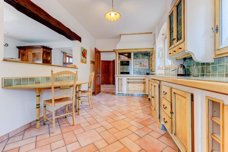 Villa - 310 m² - 8 pièces