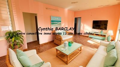 Maison - 187 m² - 9 pièces